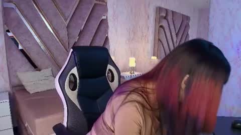 Snapshot of red_pandaa chatting on 23, 6, 2026 red_pandaa online show from 23, 6, 2026