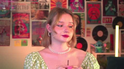 Snapshot of red_queeen chatting on 29, 12, 2024 QUEEN OF EVIL online show from 29, 12, 2024