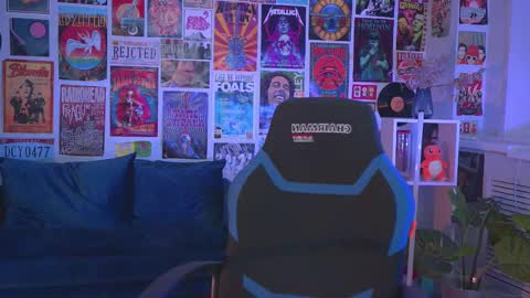 Snapshot of red_queeen chatting on 24, 2, 2025 QUEEN OF EVIL online show from 24, 2, 2025