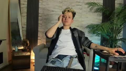 redhood_1_ online show from 27, 3, 2026