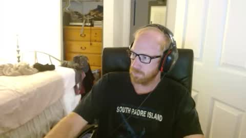 Snapshot of redrob57 chatting on 18, 2, 2026 redrob57 online show from 18, 2, 2026