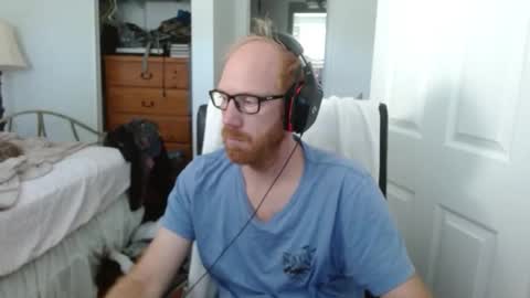 Snapshot of redrob57 chatting on 18, 2, 2026 redrob57 online show from 18, 2, 2026