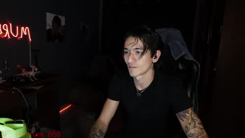 Red online show from 12, 4, 2026