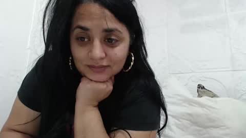 Snapshot of reeapassion chatting on 3, 11, 2025 Reea online show from 3, 11, 2025