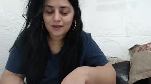 Snapshot of reeapassion chatting on 28, 11, 2025 Reea online show from 28, 11, 2025