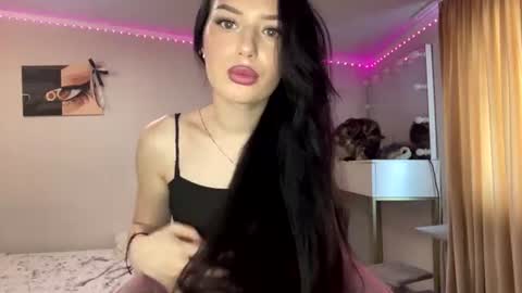 Amelia online show from 8, 7, 2026