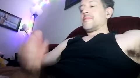 Snapshot of regularguy20 chatting on 28, 2, 2025 regularguy20 online show from 28, 2, 2025