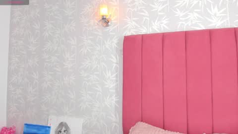 Reika  online show from 26, 9, 2025