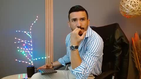   REIKO  online show from 6, 2, 2026