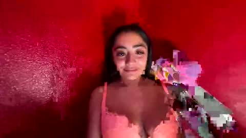 reinaassss online show from 23, 4, 2026