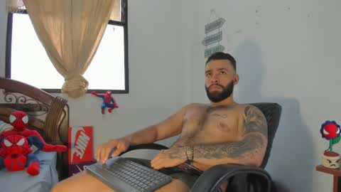 Snapshot of remy_sten chatting on 5, 12, 2024 Rmy Steen online show from 5, 12, 2024