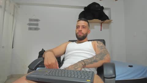 Snapshot of remy_sten chatting on 12, 2, 2025 Rmy Steen online show from 12, 2, 2025
