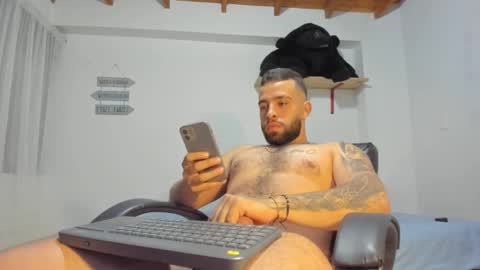 Snapshot of remy_sten chatting on 1, 3, 2025 Rmy Steen online show from 1, 3, 2025