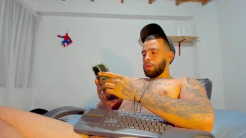 Snapshot of remy_sten chatting on 5, 10, 2025 Rmy Steen online show from 5, 10, 2025