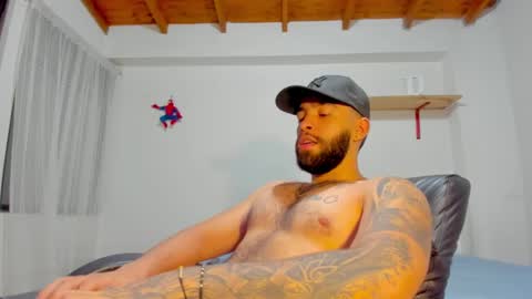 Snapshot of remy_sten chatting on 11, 10, 2025 Rmy Steen online show from 11, 10, 2025