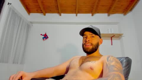 Snapshot of remy_sten chatting on 17, 10, 2025 Rmy Steen online show from 17, 10, 2025