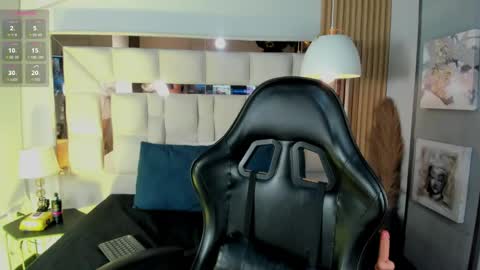 Renata  online show from 7, 5, 2026