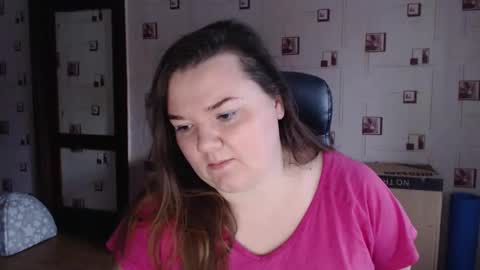 Snapshot of renataoia chatting on 7, 12, 2024 renataoia online show from 7, 12, 2024