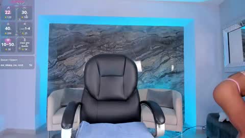 Snapshot of renatareyes chatting on 12, 2, 2026 Renata Reyes online show from 12, 2, 2026