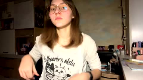 Snapshot of renayreisdorf chatting on 10, 2, 2026 Mia online show from 10, 2, 2026