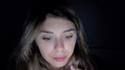 renee_loah online show from 11, 6, 2026