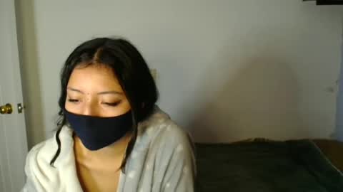 Snapshot of reni_tendress chatting on 2, 2, 2025 reni_tendress online show from 2, 2, 2025