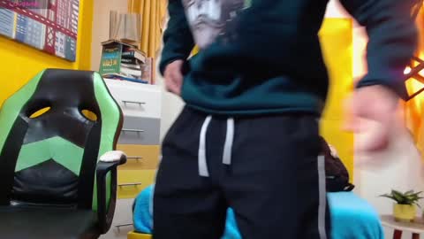 R E N E  online show from 10, 1, 2025