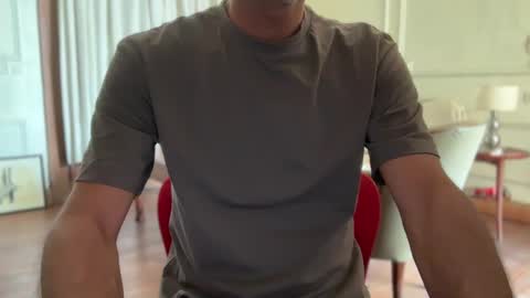 Snapshot of revoiralynch chatting on 5, 1, 2025 SonnyXXX online show from 5, 1, 2025