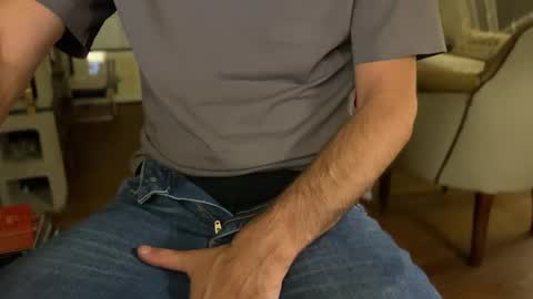 Snapshot of revoiralynch chatting on 6, 2, 2025 SonnyXXX online show from 6, 2, 2025