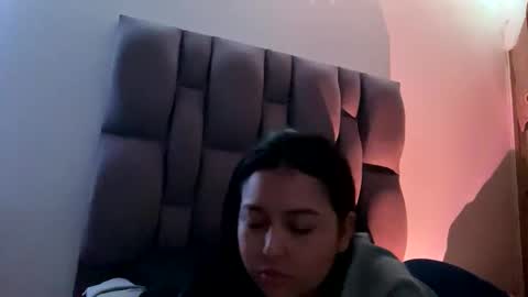 Rexa y blade  online show from 15, 9, 2025