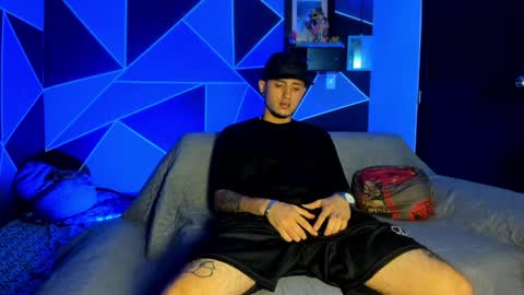 Rey online show from 7, 1, 2025