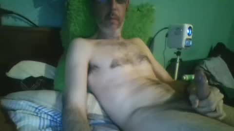 reyes_albert2006 online show from 18, 2, 2025