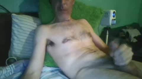 reyes_albert2006 online show from 5, 10, 2025