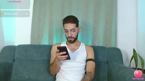 Snapshot of reypablo1 chatting on 3, 10, 2025 REY PABLO Independent online show from 3, 10, 2025