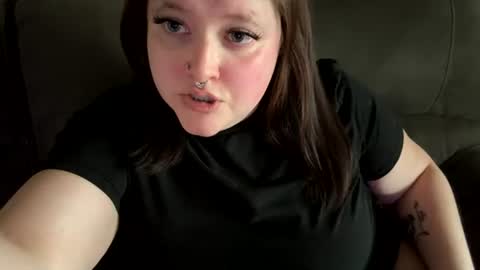 riah_babbie online show from 18, 7, 2026