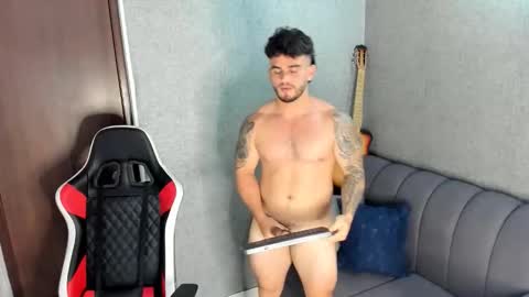 ricardogonzalez666 online show from 26, 10, 2025