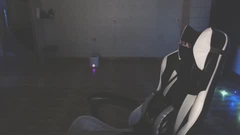 Emily online show from 20, 1, 2025
