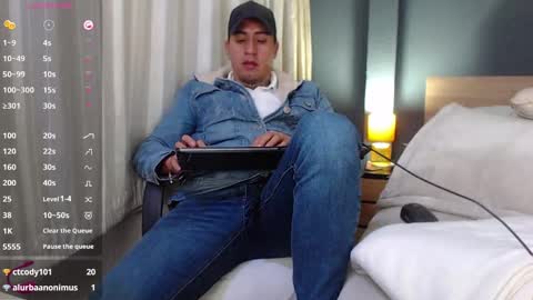 Snapshot of richi_grubby chatting on 19, 2, 2025 David online show from 19, 2, 2025