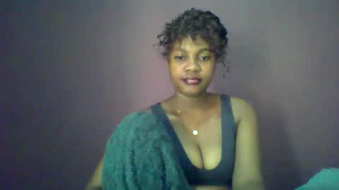 Snapshot of ricie001 chatting on 5, 6, 2026 ricie001 online show from 5, 6, 2026