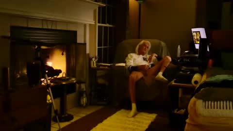 PINK HOLE TWINK online show from 30, 10, 2025