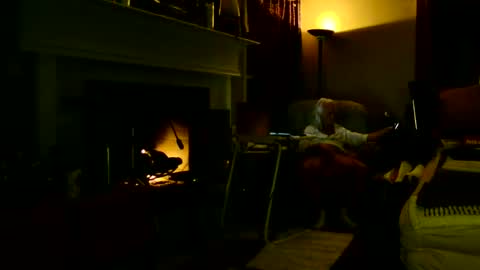 PINK HOLE TWINK online show from 21, 4, 2026