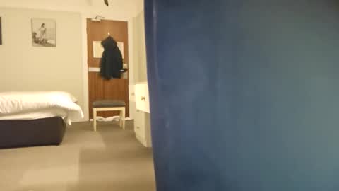 ridetherodd96 online show from 22, 11, 2025