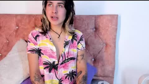 Snapshot of riley_colors chatting on 11, 3, 2025 Riley online show from 11, 3, 2025