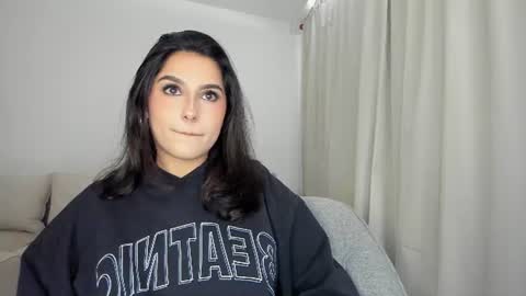 riley_tin online show from 27, 7, 2026