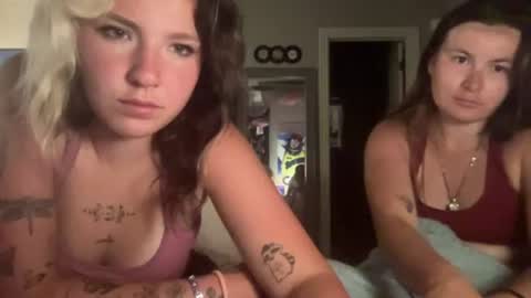 Snapshot of rileycooperrrr chatting on 7, 7, 2026 rileycooperrrr online show from 7, 7, 2026