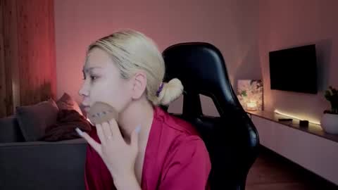 rileymee online show from 17, 3, 2026