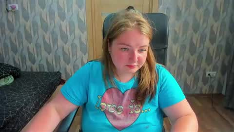 Snapshot of rina16 chatting on 4, 7, 2026 rina16 online show from 4, 7, 2026