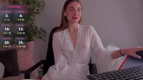 Snapshot of rinaklark chatting on 6, 6, 2026 Rina online show from 6, 6, 2026