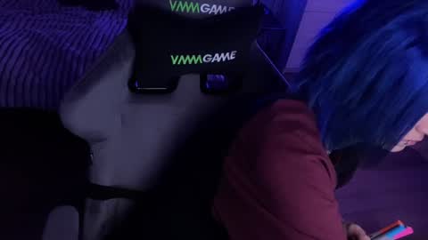   DianaBrite            fansl y online show from 2, 12, 2024