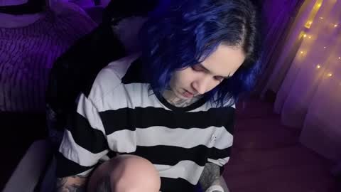   DianaBrite            fansl y online show from 14, 1, 2025